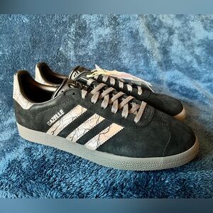 Adidas Mandalorian Dark Saber Gazelle